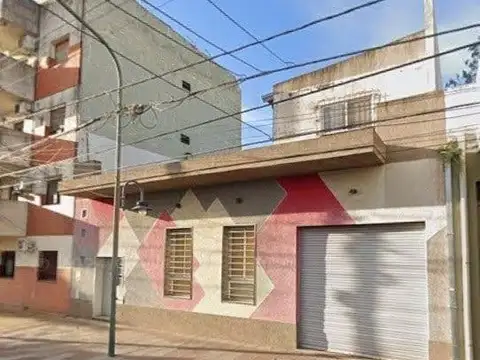 Local excelente estado 