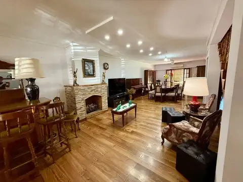 Hermosa Casa En Alquiler En Beccar