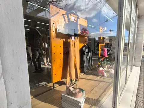 Venta de Local pleno Centro de Necochea