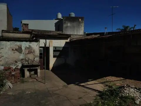 Terreno en Venta 8  mts Frente