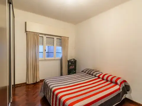 VENTA PH 3 AMBIENTES CON PATIO EN SAN ISIDRO