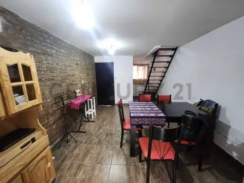 VENTA PH 3 AMBIENTES CON COCHERA EN VILLA TESEI