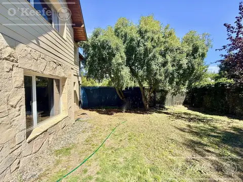 Depto Tipo Casa en Venta con 1 cocheras