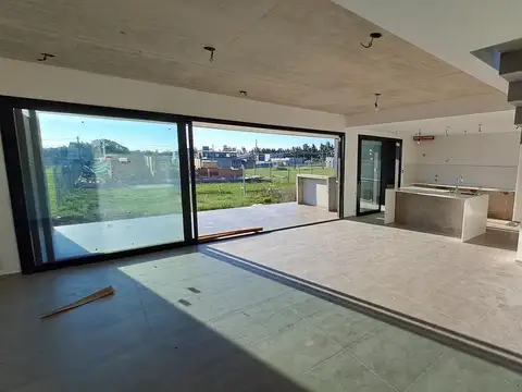 Casa en Countries/B.Cerrado (La Plata)