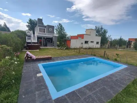 CASA  QUINTA EN ALQUILER EN DOMSELAAR - SAN VICENTE