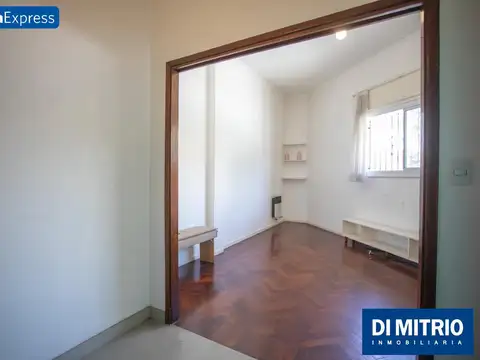 Depto Tipo Casa 4 ambientes con 1 baño