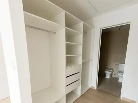 Departamento en Venta con 2 cocheras