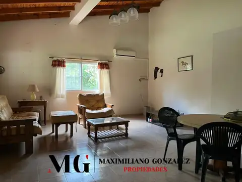 Casa 4 ambientes con 1 baño