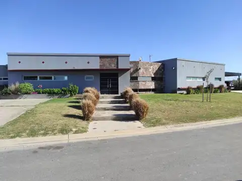 Casa en Venta en San Sebastian, Countries y Barrios Cerrados en Escobar