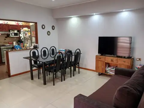 Depto Tipo Casa en Venta de 3 ambientes