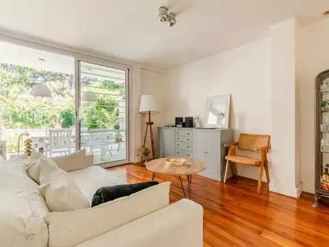 Casa en Alquiler Temporal con 2 cocheras