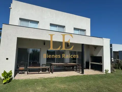 Casa en Venta 3 años