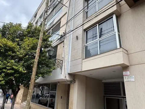 Departamento en Alquiler en Zona Centro, $ 950.000