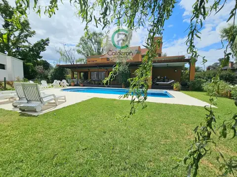 Casa en Venta de 4 dormitorios