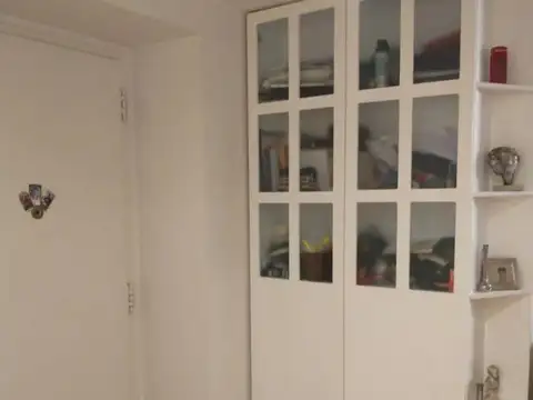 Laprida 1300, Piso pb