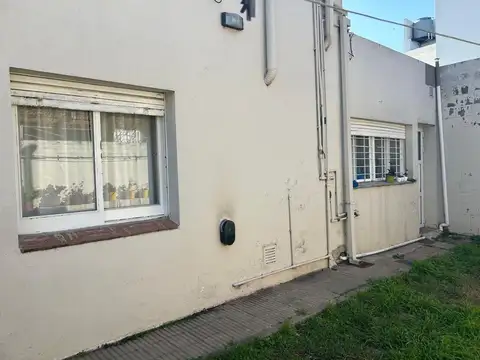 VENTA CASA EN SAN CARLOS CENTRO.-