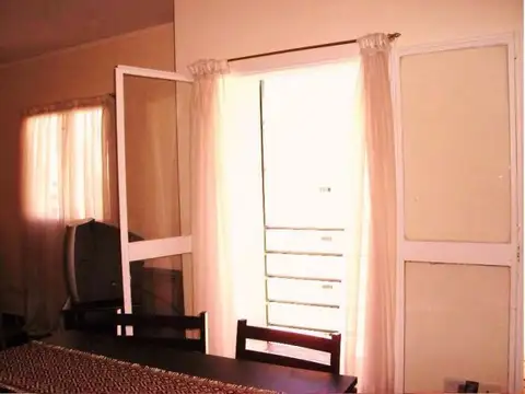 Barrio Norte, Junin 600, 3 amb, u$S 850 + expensas ( Ene 2026= $ 230,000) + servicios. 05-03-26...