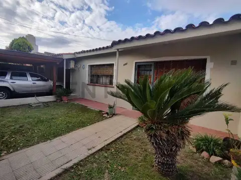 Casa en Venta en Residencial América | 4 Dormitorios 2 baños garage patio y asador