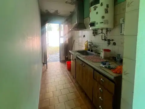 Casa 4 ambientes con 1 baño