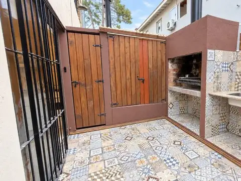Depto Tipo Casa en Alquiler en Centro, USD 100