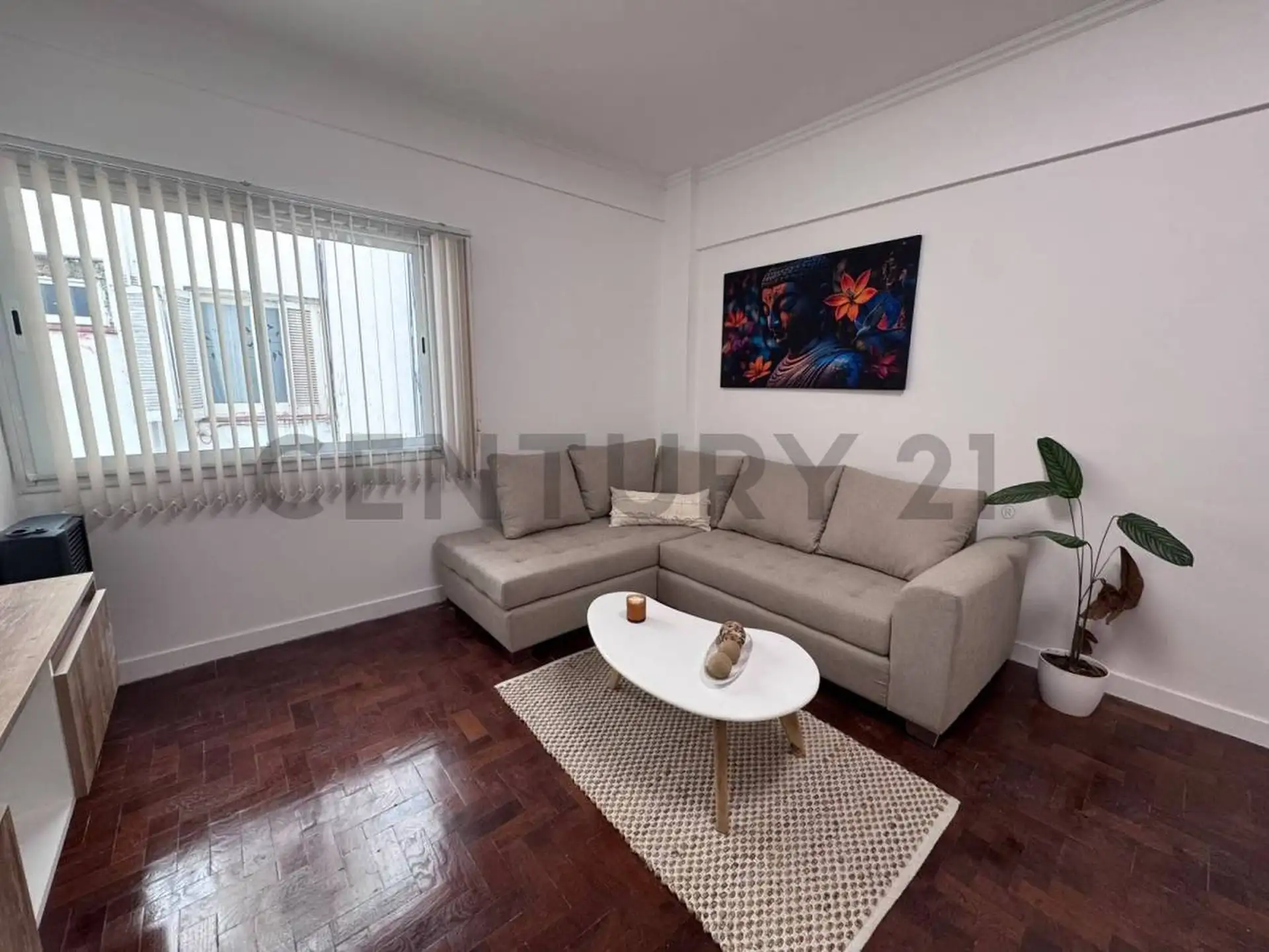 Venta 3 ambientes al contrafrente reciclado a Nuevo!