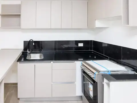 Tomás A. Le Bretón 5000, Piso 6