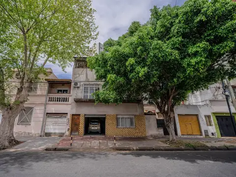 López y Planes 1000