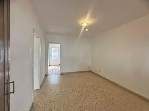 Depto Tipo Casa en Alquiler de 3 ambientes