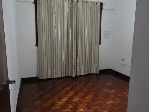 DEPARTAMENTO AL FRENTE  EN ALQUILER QUILMES OESTE