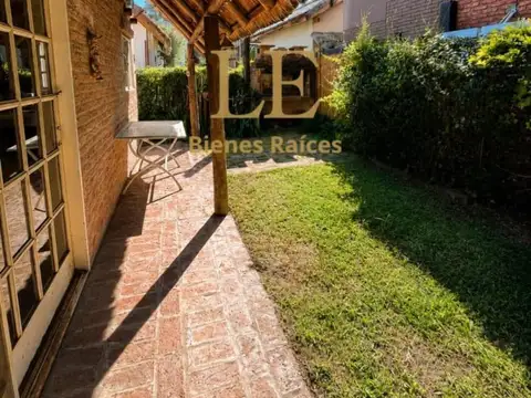 Casa 3 ambientes con 1 baño