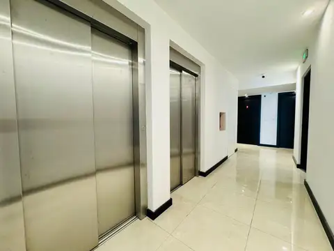 Oficina Monoambiente con 2 baños