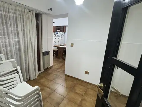 VENTA CHALET 6 AMBIENTES 3 COCHERAS FLORIDA LASALLE. APTO CREDITO.