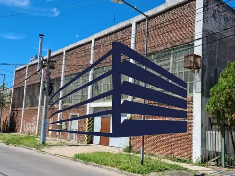 VENTA DE NAVE INDUSTRIAL DE 3.200m2 ?  SAN MARTÍN