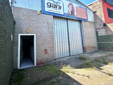 25 de mayo bis  al 700
