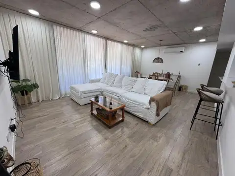 Departamento en Alquiler con 2 cocheras