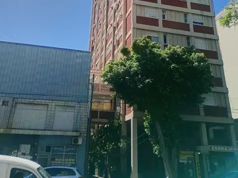 Venta 3 ambientes cocina indep c/lav. COLEGIALES