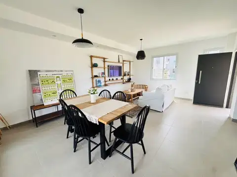 Casa en Venta en Garin-El Triangulo, USD 155.000