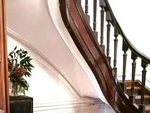 Petit Hotel estilo Frances en VENTA - Zona Recoleta-