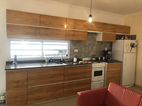 Depto Tipo Casa 3 ambientes con 2 baños