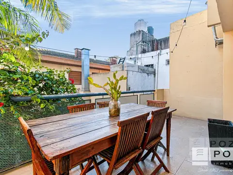 CASA / TRIPLEX  con JARDIN en PACHECO Centro - TIGRE - POZZI INMO