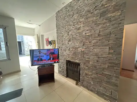 Depto Tipo Casa 3 ambientes con 1 baño