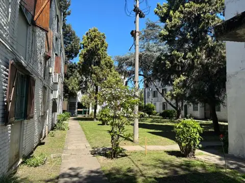 Departamento en Alquiler en Haedo, $ 550.000