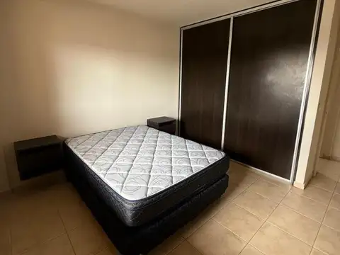 Departamento en Alquiler en Villa Universidad, $ 700.000