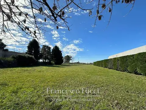 Terreno en Venta en Los Puentes, USD 130.000