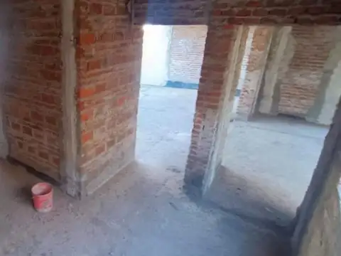 Casa en Venta en Capitan Bermudez, USD 62.000