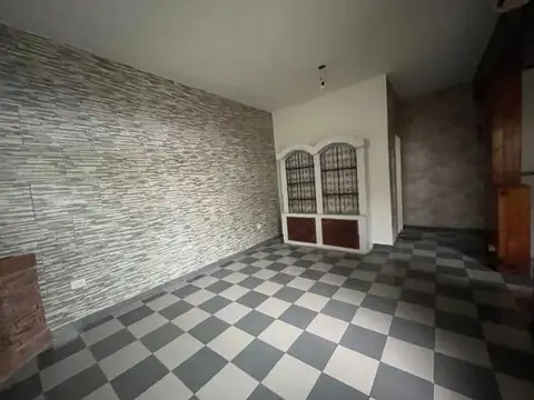 Depto Tipo Casa en Venta de 2 ambientes