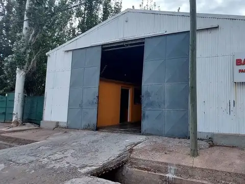 VENTA DE  FABRICA DE PLASTICOS LUJAN DE CUYO