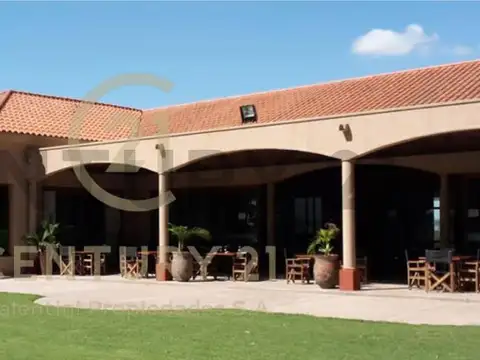 Lote en Venta con Salida a la Laguna - Club de Campo San Lucas