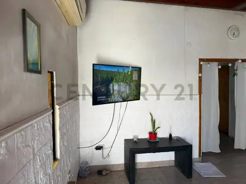 Depto Tipo Casa 4 ambientes con 1 baño