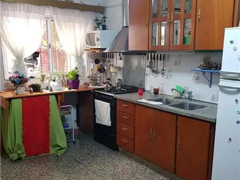 Depto Tipo Casa en Venta con 1
